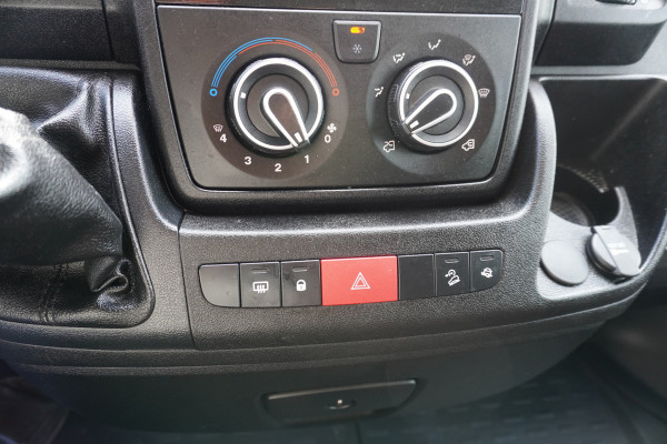 Peugeot Boxer 335 2.0 BlueHDI 131PK L3 Pro Meubelbak Airco | Camera | Navi | achterdeuren