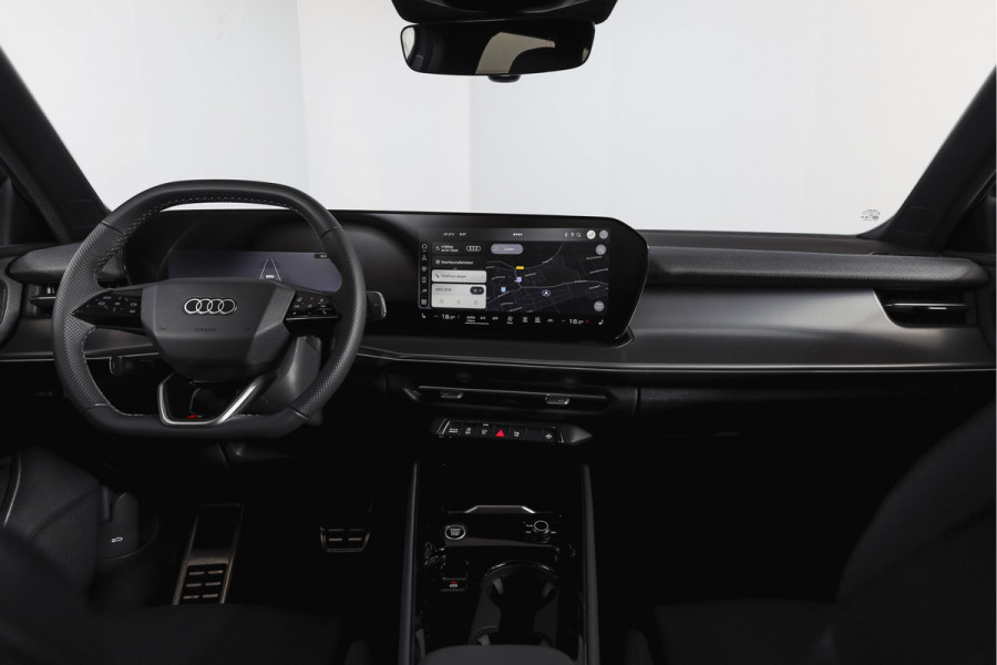 Audi Q3 1.5 e-hybrid 272 PK S edition | S/K-Panodak | Elek. Trekhaak | Tech Pack Plus | Adapt. Cruise | Stoel-+Stuurverw. | Camera | NAV+App. Connect | Elek. Klep | LM 20" | 7257