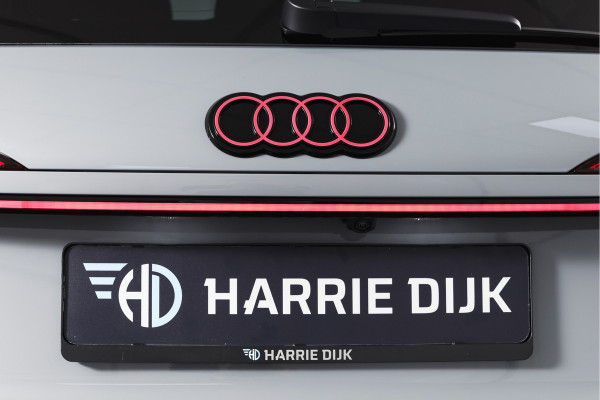 Audi Q3 1.5 e-hybrid 272 PK S edition | S/K-Panodak | Elek. Trekhaak | Tech Pack Plus | Adapt. Cruise | Stoel-+Stuurverw. | Camera | NAV+App. Connect | Elek. Klep | LM 20" | 7257