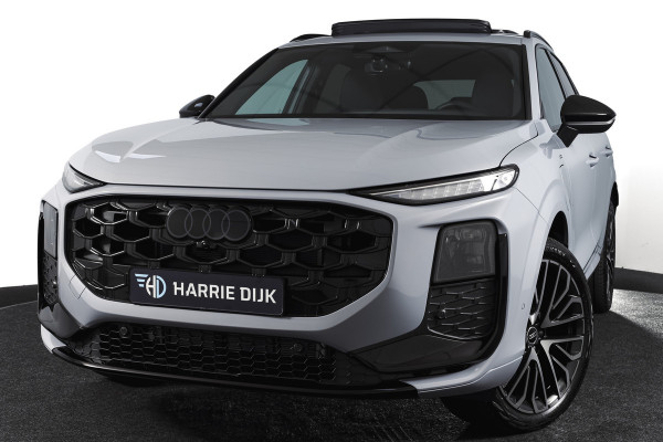Audi Q3 1.5 e-hybrid 272 PK S edition | S/K-Panodak | Elek. Trekhaak | Tech Pack Plus | Adapt. Cruise | Stoel-+Stuurverw. | Camera | NAV+App. Connect | Elek. Klep | LM 20" | 7257