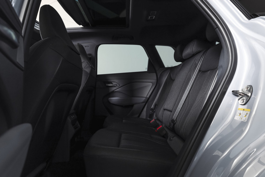 Audi Q3 1.5 e-hybrid 272 PK S edition | S/K-Panodak | Elek. Trekhaak | Tech Pack Plus | Adapt. Cruise | Stoel-+Stuurverw. | Camera | NAV+App. Connect | Elek. Klep | LM 20" | 7257