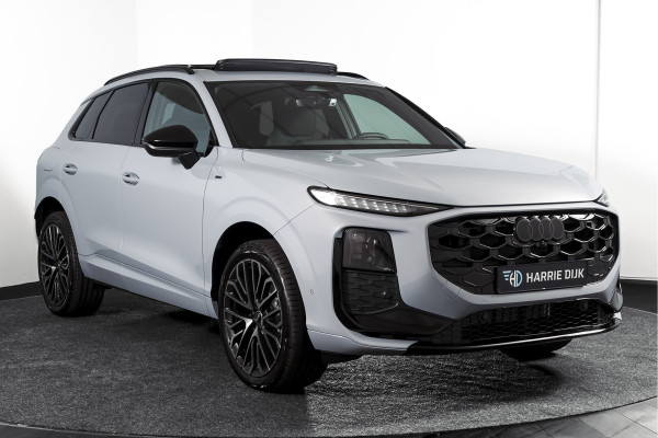 Audi Q3 1.5 e-hybrid 272 PK S edition | S/K-Panodak | Elek. Trekhaak | Tech Pack Plus | Adapt. Cruise | Stoel-+Stuurverw. | Camera | NAV+App. Connect | Elek. Klep | LM 20" | 7257