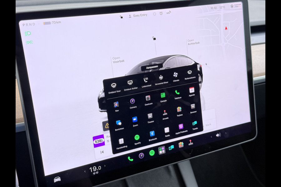 Tesla Model 3 Long Range RWD 75 kWh SOH 93% Warmtepomp Panoramadak Navi Camera's Leder Memory Stuur+Stoelverwarming Traffic-Aware Cruise Control AMD Ryzen™ Elek.Achterklep Led