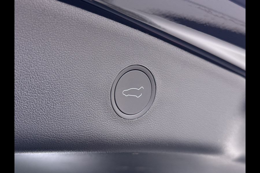 Tesla Model 3 Long Range RWD 75 kWh SOH 93% Warmtepomp Panoramadak Navi Camera's Leder Memory Stuur+Stoelverwarming Traffic-Aware Cruise Control AMD Ryzen™ Elek.Achterklep Led