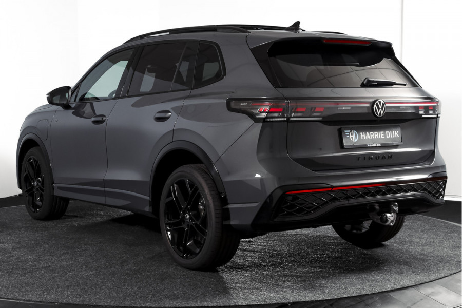 Volkswagen Tiguan 1.5 eHybrid 272PK R-Line Edition | Black Style | 15 inch Navi | Elek. Trekhaak | IQ Light | S/K-Panodak | Dig. Cockpit | Adapt. Cruise | Stoel-+Stuurverw. | 360 Camera | NAV + App. Connect | ECC | Elek. Klep | LM 20" | 4393