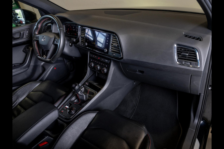 Seat Ateca 1.5 TSI FR Business Intense 150pk / Achteruitrijcamera / Trekhaak / Adaptieve cruise control / Lederen bekleding / Beats audio / Stoelverwarming / Navigatie / Apple carplay /