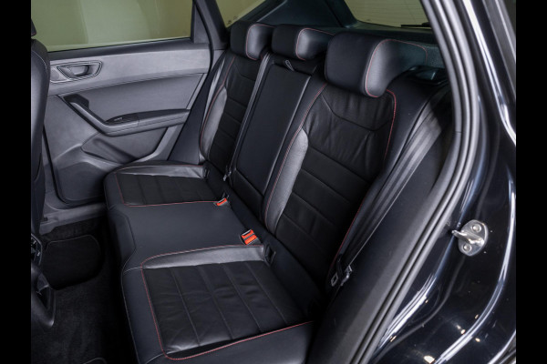 Seat Ateca 1.5 TSI FR Business Intense 150pk / Achteruitrijcamera / Trekhaak / Adaptieve cruise control / Lederen bekleding / Beats audio / Stoelverwarming / Navigatie / Apple carplay /