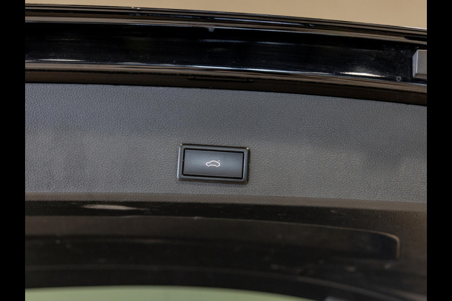 Seat Ateca 1.5 TSI FR Business Intense 150pk / Achteruitrijcamera / Trekhaak / Adaptieve cruise control / Lederen bekleding / Beats audio / Stoelverwarming / Navigatie / Apple carplay /