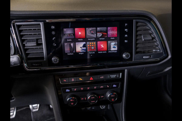 Seat Ateca 1.5 TSI FR Business Intense 150pk / Achteruitrijcamera / Trekhaak / Adaptieve cruise control / Lederen bekleding / Beats audio / Stoelverwarming / Navigatie / Apple carplay /