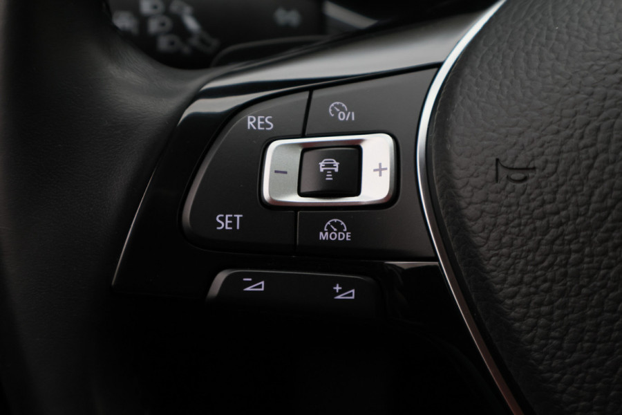 Volkswagen T-Roc 2.0 TSI 4Motion Sport Virtual Cockpit, LED, Camera, ACC, Apple Carplay, Trekhaak
