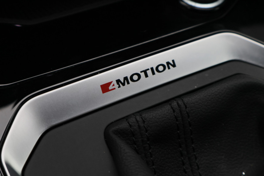 Volkswagen T-Roc 2.0 TSI 4Motion Sport Virtual Cockpit, LED, Camera, ACC, Apple Carplay, Trekhaak