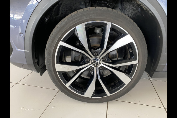 Volkswagen T-Roc Cabrio 1.5 TSI R-Line binnen en buiten Carplay / Camera / Stoelverw
