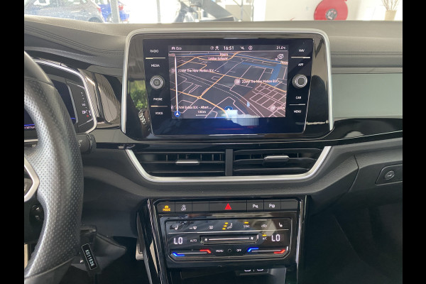 Volkswagen T-Roc Cabrio 1.5 TSI R-Line binnen en buiten Carplay / Camera / Stoelverw