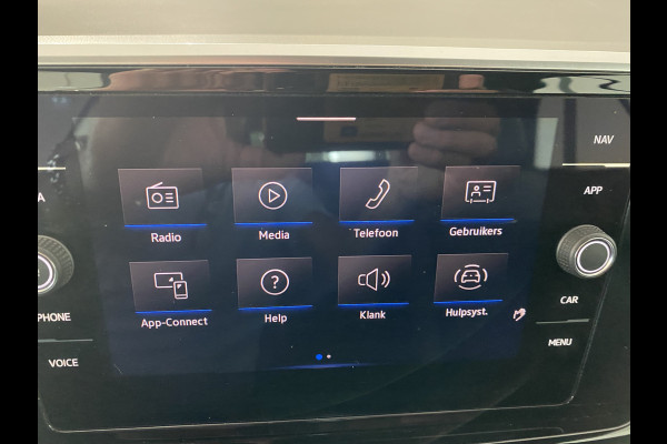 Volkswagen T-Roc Cabrio 1.5 TSI R-Line binnen en buiten Carplay / Camera / Stoelverw