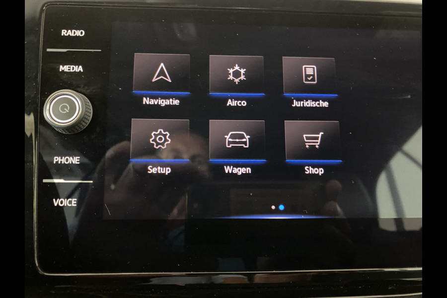 Volkswagen T-Roc Cabrio 1.5 TSI R-Line binnen en buiten Carplay / Camera / Stoelverw