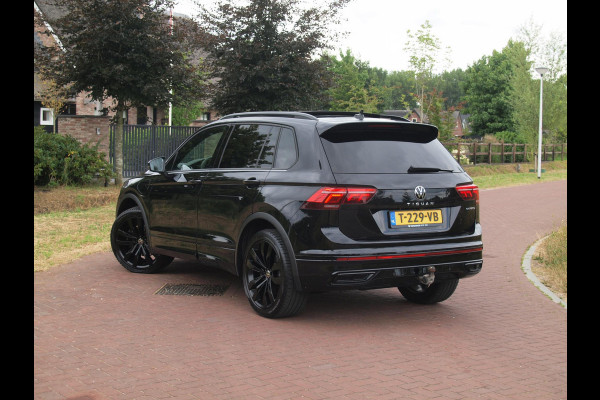 Volkswagen Tiguan 1.4 TSI eHybrid R-Line Business | NL-Auto | Panoramadak | Trekhaak | 360 Camera | Sfeerverlichting | ACC |