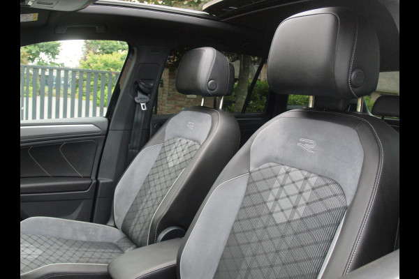 Volkswagen Tiguan 1.4 TSI eHybrid R-Line Business | NL-Auto | Panoramadak | Trekhaak | 360 Camera | Sfeerverlichting | ACC |
