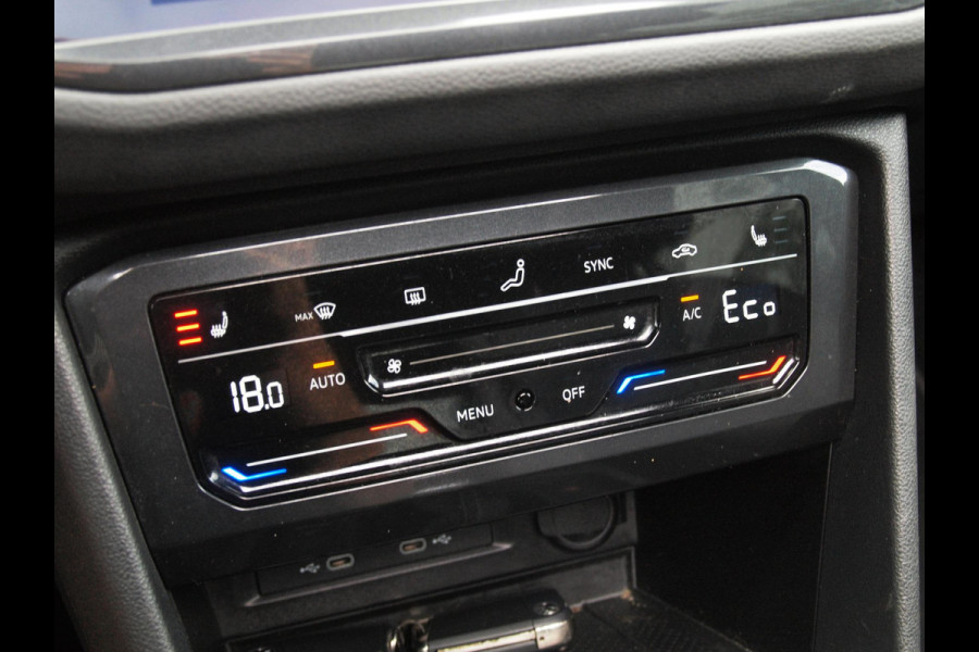 Volkswagen Tiguan 1.4 TSI eHybrid R-Line Business | NL-Auto | Panoramadak | Trekhaak | 360 Camera | Sfeerverlichting | ACC |