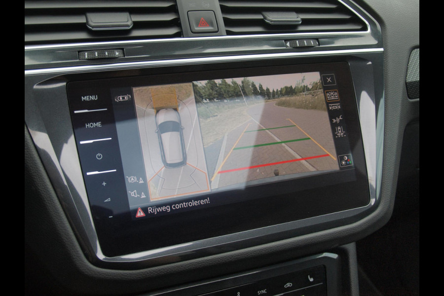 Volkswagen Tiguan 1.4 TSI eHybrid R-Line Business | NL-Auto | Panoramadak | Trekhaak | 360 Camera | Sfeerverlichting | ACC |