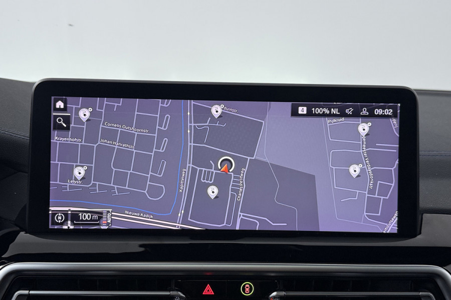 BMW iX3 High Executive 80 kWh (PANORAMADAK, TREKHAAK, H&K AUDIO, CRUISE ADAPTIEF, CAMERA, STOELVERWARMING, SFEERVERLICHTING)