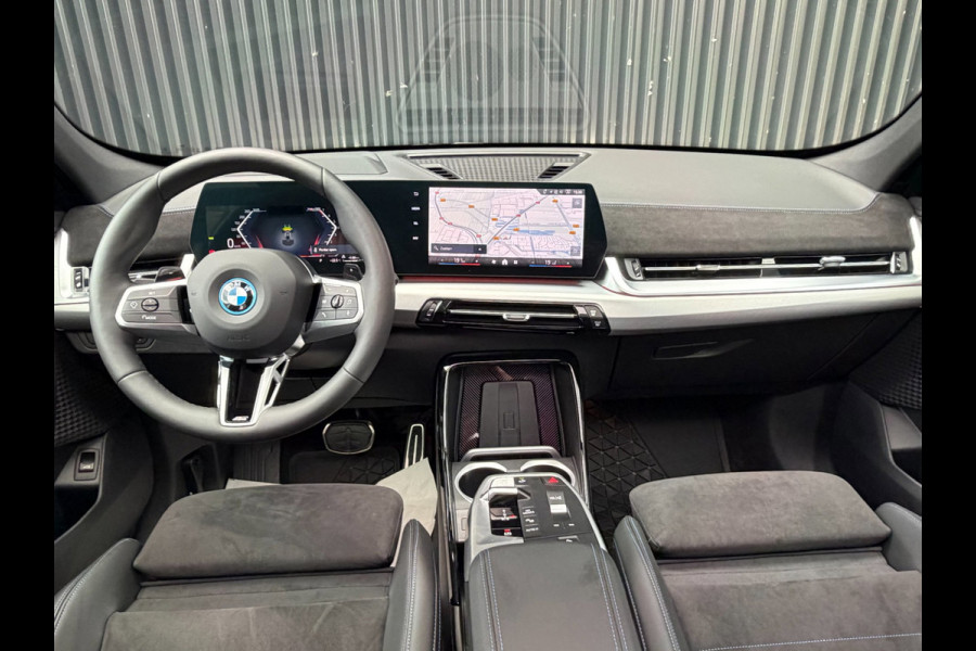 BMW X1 XDrive30e High Executive M Sport Pro | PANO | HARMAN KARDON | DRIVE PRO | PARK PRO | HEAD-UP | 20 INCH | FABRIEKSGARANTIE