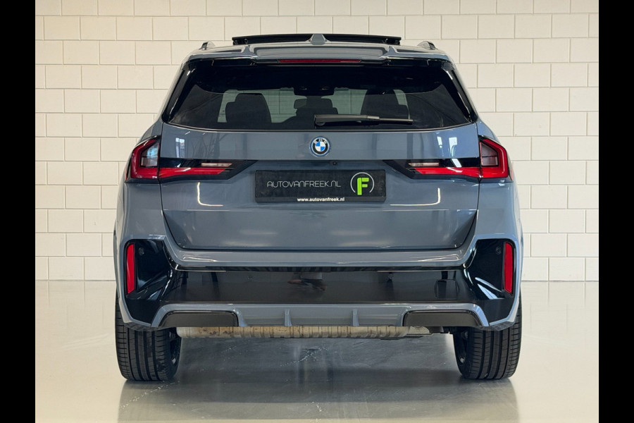 BMW X1 XDrive30e High Executive M Sport Pro | PANO | HARMAN KARDON | DRIVE PRO | PARK PRO | HEAD-UP | 20 INCH | FABRIEKSGARANTIE