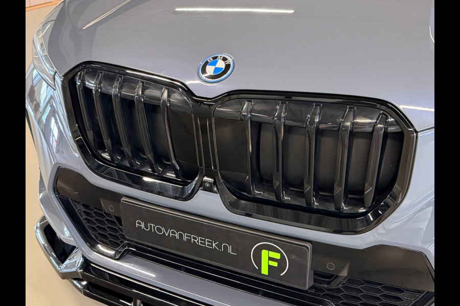 BMW X1 XDrive30e High Executive M Sport Pro | PANO | HARMAN KARDON | DRIVE PRO | PARK PRO | HEAD-UP | 20 INCH | FABRIEKSGARANTIE