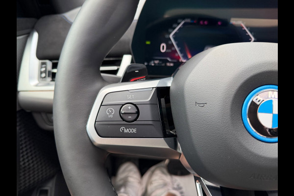 BMW X1 XDrive30e High Executive M Sport Pro | PANO | HARMAN KARDON | DRIVE PRO | PARK PRO | HEAD-UP | 20 INCH | FABRIEKSGARANTIE