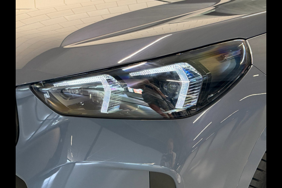 BMW X1 XDrive30e High Executive M Sport Pro | PANO | HARMAN KARDON | DRIVE PRO | PARK PRO | HEAD-UP | 20 INCH | FABRIEKSGARANTIE