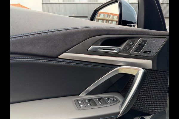 BMW X1 XDrive30e High Executive M Sport Pro | PANO | HARMAN KARDON | DRIVE PRO | PARK PRO | HEAD-UP | 20 INCH | FABRIEKSGARANTIE