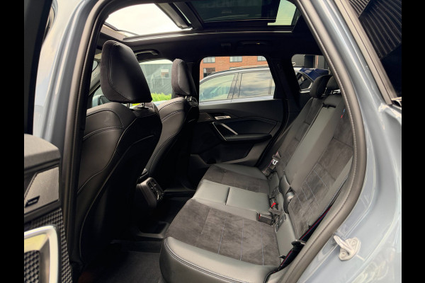 BMW X1 XDrive30e High Executive M Sport Pro | PANO | HARMAN KARDON | DRIVE PRO | PARK PRO | HEAD-UP | 20 INCH | FABRIEKSGARANTIE