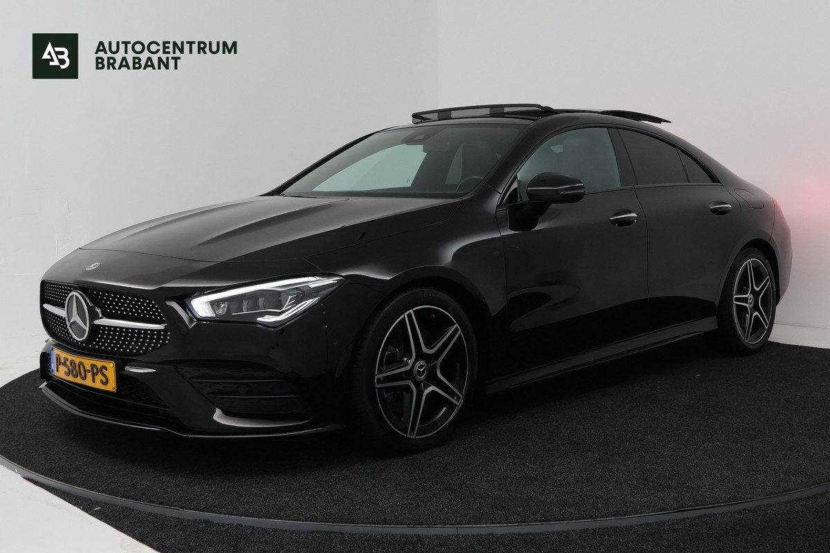 Mercedes-Benz CLA-Klasse 200 Business Solution AMG (PANORAMADAK, STOELVERWARMING, SFEERVERLICHTING, CAMERA, CRUISE CONTROL)