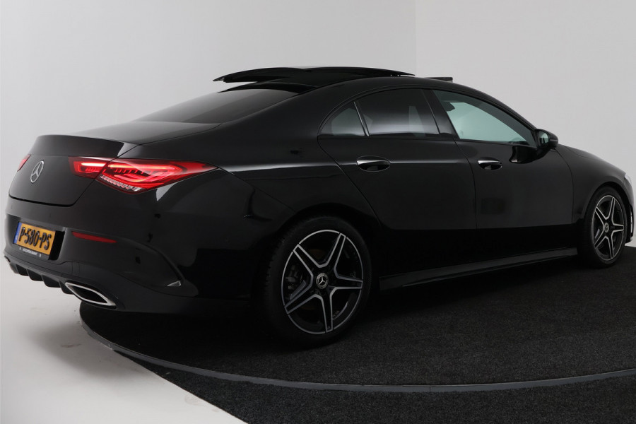 Mercedes-Benz CLA-Klasse 200 Business Solution AMG (PANORAMADAK, STOELVERWARMING, SFEERVERLICHTING, CAMERA, CRUISE CONTROL)