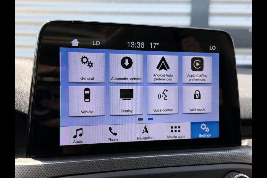 Ford FOCUS Wagon 1.0 EcoBoost Titanium Business 2e Eigenaar|Pano|Stoel+stuurverw|Adap Cruise|Carplay|HUD|Dealer Onderhouden|Camera|Clima|PDC V+A|Trekhaak|LM velgen|Navi|Elek Ramen|N.A.P.|APK tot 07-2027