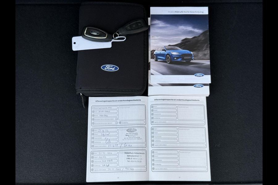 Ford FOCUS Wagon 1.0 EcoBoost Titanium Business 2e Eigenaar|Pano|Stoel+stuurverw|Adap Cruise|Carplay|HUD|Dealer Onderhouden|Camera|Clima|PDC V+A|Trekhaak|LM velgen|Navi|Elek Ramen|N.A.P.|APK tot 07-2027