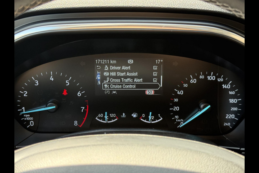 Ford FOCUS Wagon 1.0 EcoBoost Titanium Business 2e Eigenaar|Pano|Stoel+stuurverw|Adap Cruise|Carplay|HUD|Dealer Onderhouden|Camera|Clima|PDC V+A|Trekhaak|LM velgen|Navi|Elek Ramen|N.A.P.|APK tot 07-2027
