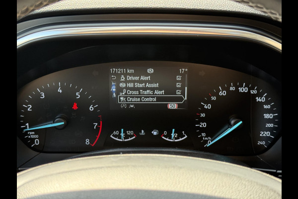 Ford FOCUS Wagon 1.0 EcoBoost Titanium Business 2e Eigenaar|Pano|Stoel+stuurverw|Adap Cruise|Carplay|HUD|Dealer Onderhouden|Camera|Clima|PDC V+A|Trekhaak|LM velgen|Navi|Elek Ramen|N.A.P.|APK tot 07-2027
