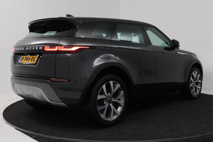 Land Rover Range Rover Evoque 2.0 P200 AWD R-Dynamic (PANORAMADAK, CAMERA, STOELVERWARMING, ELEKTR STOELEN, NAVIGATIE, SENSOREN)