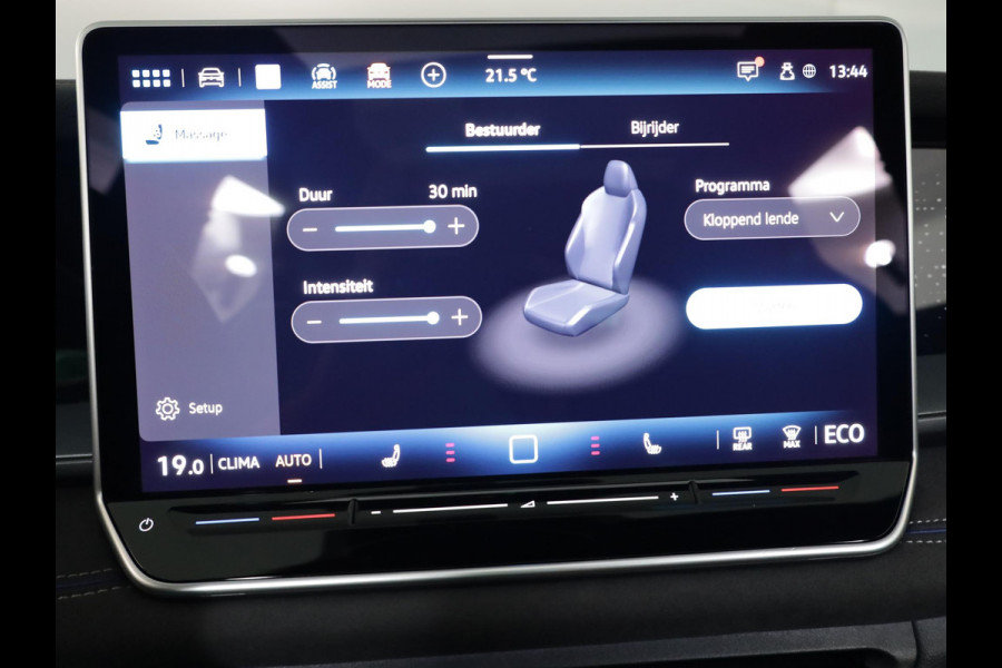 Volkswagen Tayron 1.5 eHybrid R-Line Edition 204 pk Automaat (DSG) | Verlengde garantie | Navigatie | Panoramadak | Trekhaak (wegklapbaar) | Parkeersensoren (Park assist) | Rondomzicht camera | Black Style pakket | R-Line |