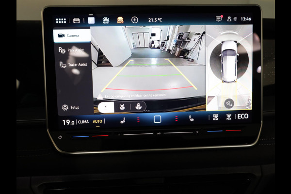 Volkswagen Tayron 1.5 eHybrid R-Line Edition 204 pk Automaat (DSG) | Verlengde garantie | Navigatie | Panoramadak | Trekhaak (wegklapbaar) | Parkeersensoren (Park assist) | Rondomzicht camera | Black Style pakket | R-Line |