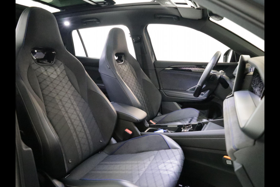 Volkswagen Tayron 1.5 eHybrid R-Line Edition 204 pk Automaat (DSG) | Verlengde garantie | Navigatie | Panoramadak | Trekhaak (wegklapbaar) | Parkeersensoren (Park assist) | Rondomzicht camera | Black Style pakket | R-Line |
