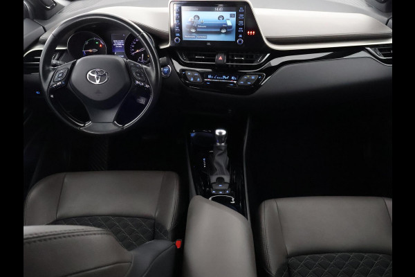 Toyota C-HR 1.8 Hybrid Executive Bi-Tone | JBL Audio | Dodehoek Detectie | Apple Carplay & AndroidAUTO | Half Leder |