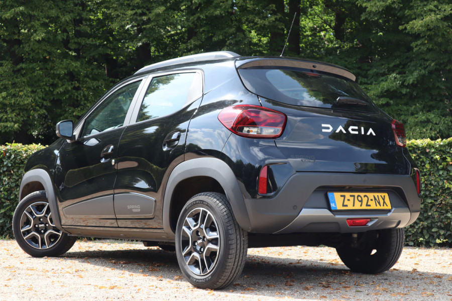 Dacia Spring Expression 27 kWh | Lederen bekleding | Navi |