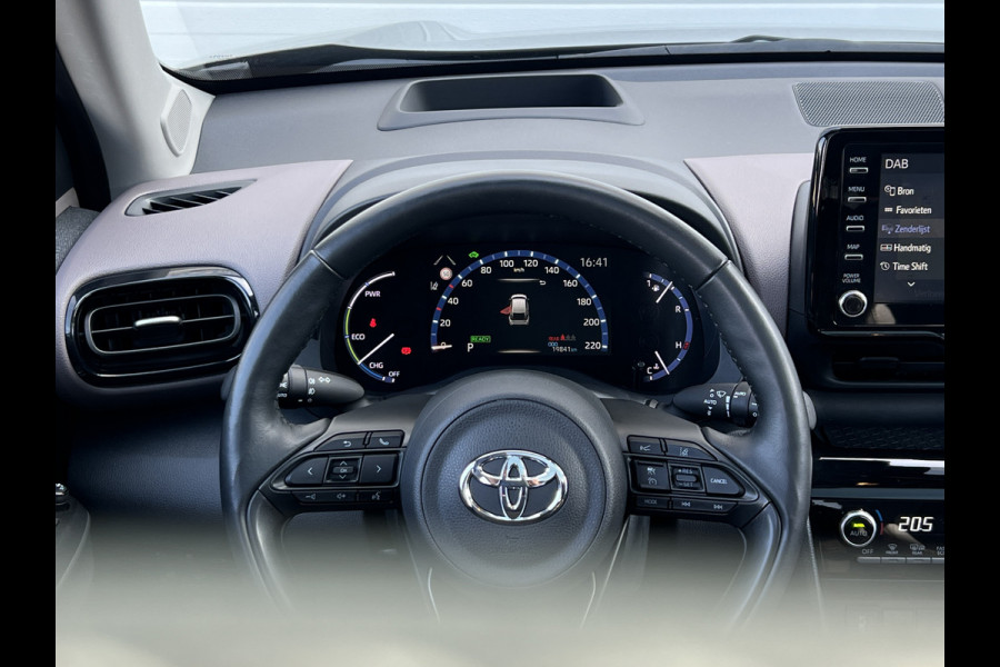 Toyota Yaris Cross 1.5 Hybrid Executive | Trekhaak | Pano | 360 Camera | Winter Pakket