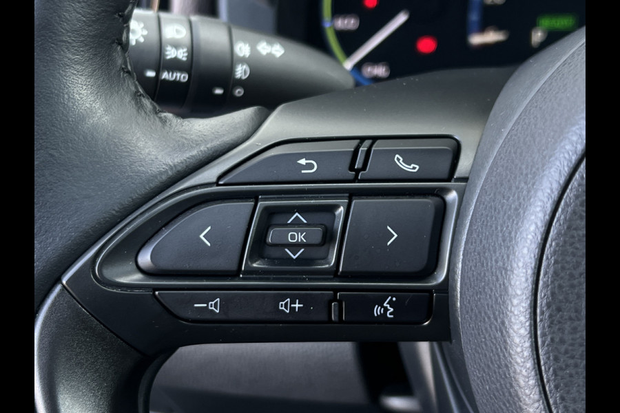 Toyota Yaris Cross 1.5 Hybrid Executive | Trekhaak | Pano | 360 Camera | Winter Pakket