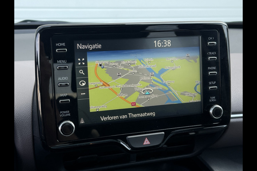 Toyota Yaris Cross 1.5 Hybrid Executive | Trekhaak | Pano | 360 Camera | Winter Pakket