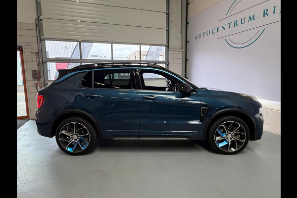 Lynk & Co 01 1.5 261PK Plug-in Hybrid, Pano, 360 Camera ,Apple Carplay
