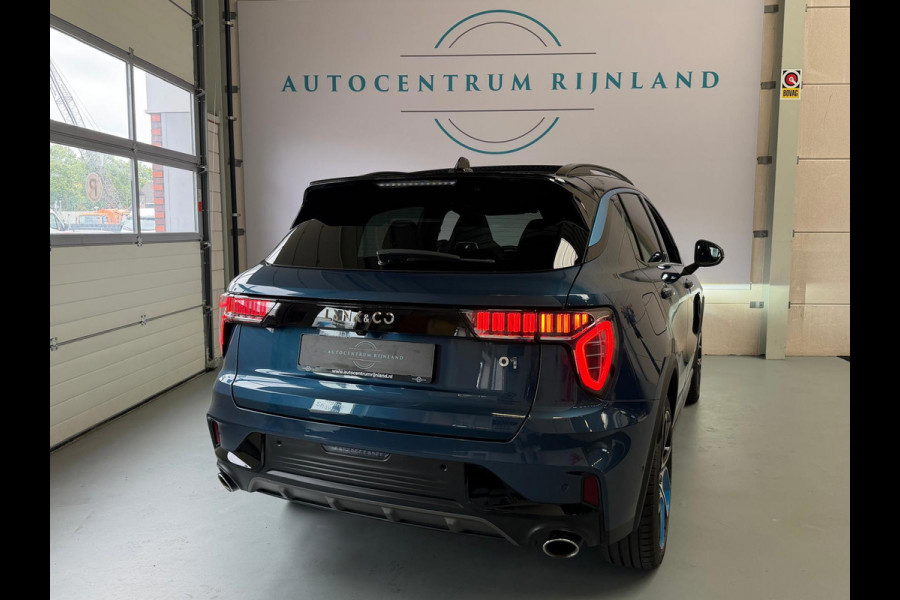 Lynk & Co 01 1.5 261PK Plug-in Hybrid, Pano, 360 Camera ,Apple Carplay