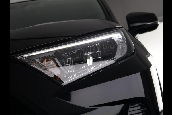 Toyota RAV4 2.0 VVT-iE Black Luxury | 360° Camera | Trekhaak | Dodehoek detectie | 1500 KG trekgewicht |