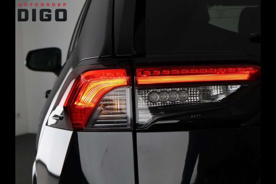 Toyota RAV4 2.0 VVT-iE Black Luxury | 360° Camera | Trekhaak | Dodehoek detectie | 1500 KG trekgewicht |